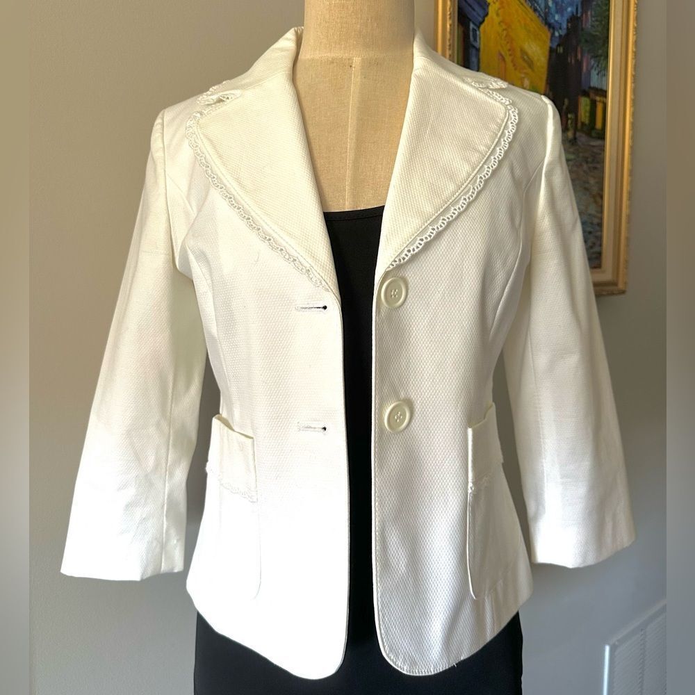 EUC Loft Short Blazer/Jacket